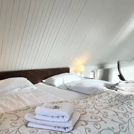 Appartementhaus Seemoewe Rosenmoewe Apartamento Grömitz